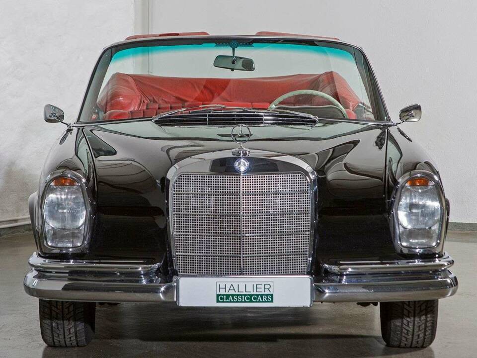 Image 5/34 of Mercedes-Benz 280 SE (1966)