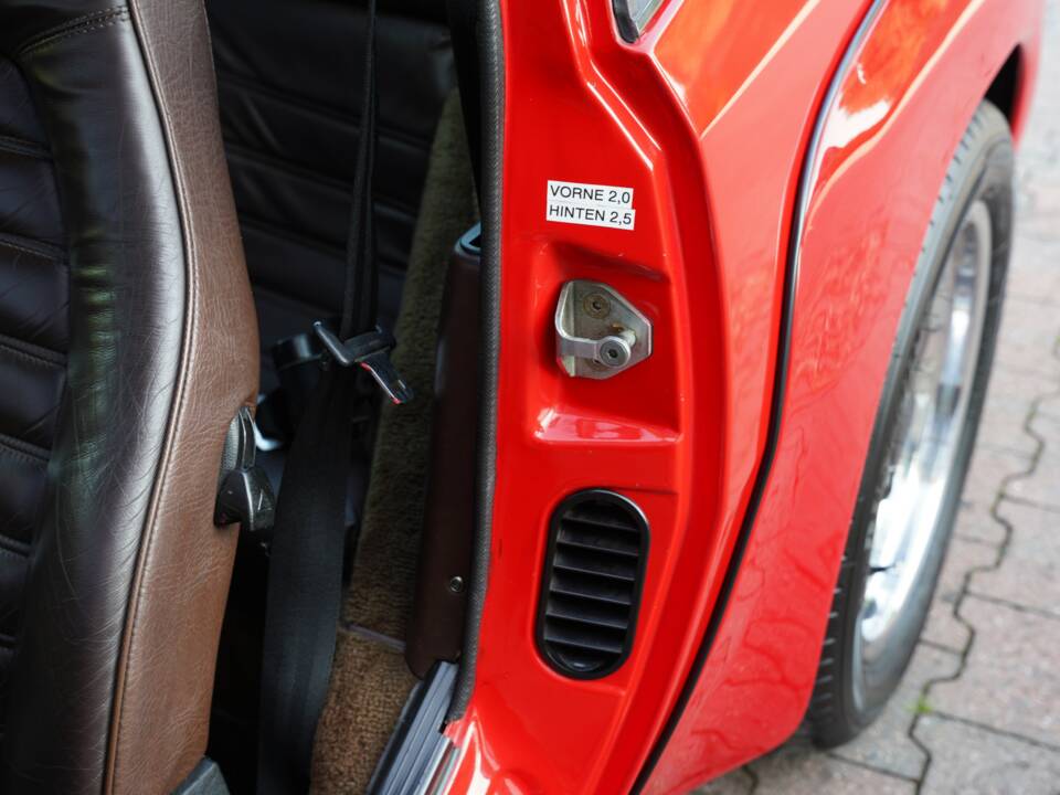 Image 36/50 de Porsche 924 S (1981)