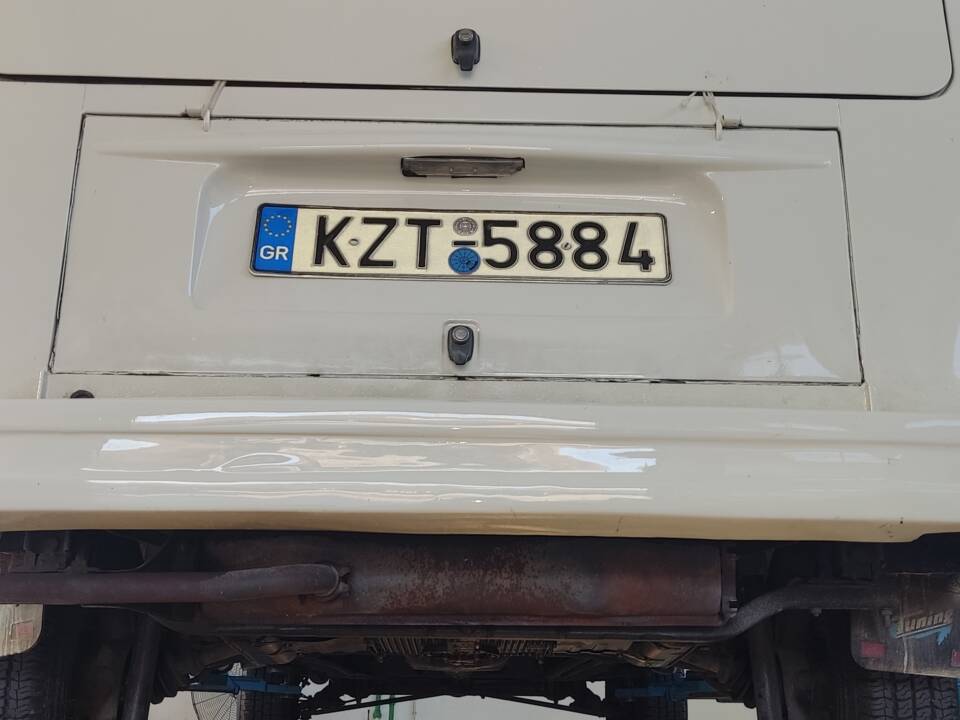 Imagen 23/50 de Volkswagen T2b panel van (1979)
