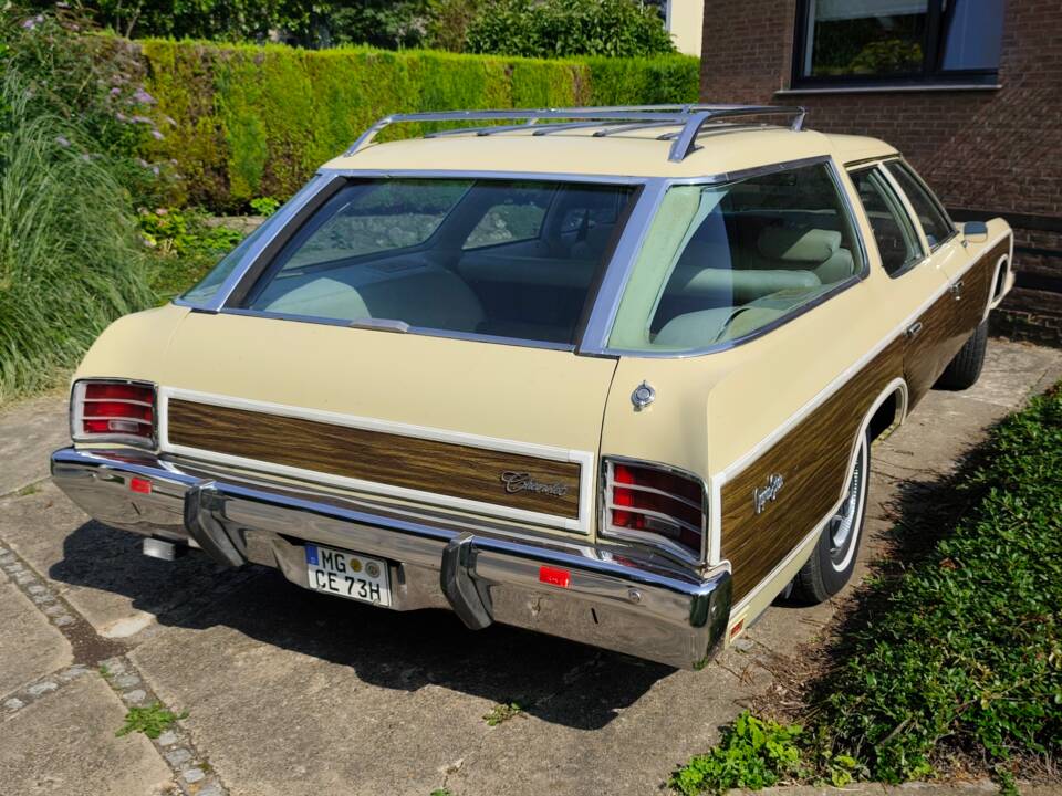 Image 3/13 of Chevrolet Caprice Estate (1973)