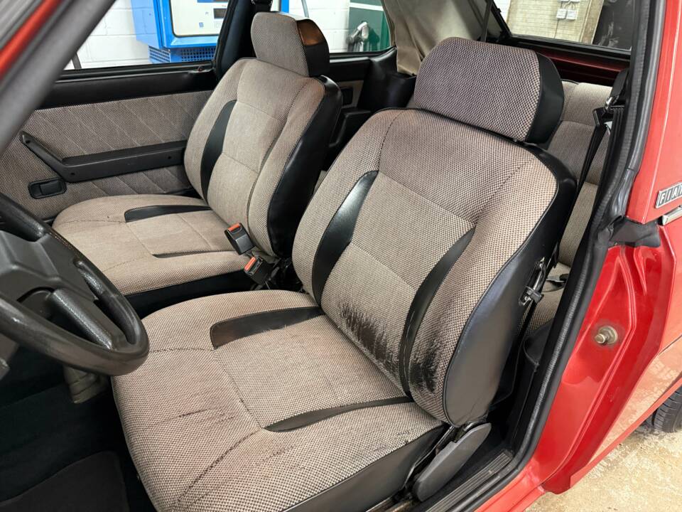Imagen 7/21 de FIAT Ritmo Bertone (1982)