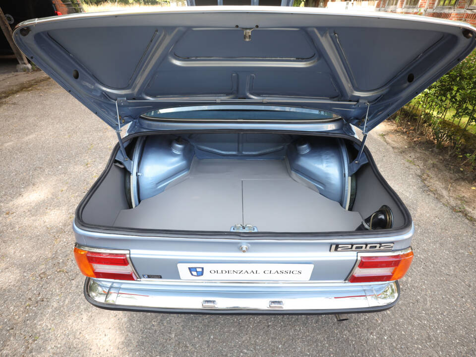 Bild 40/84 von BMW 2002 (1974)
