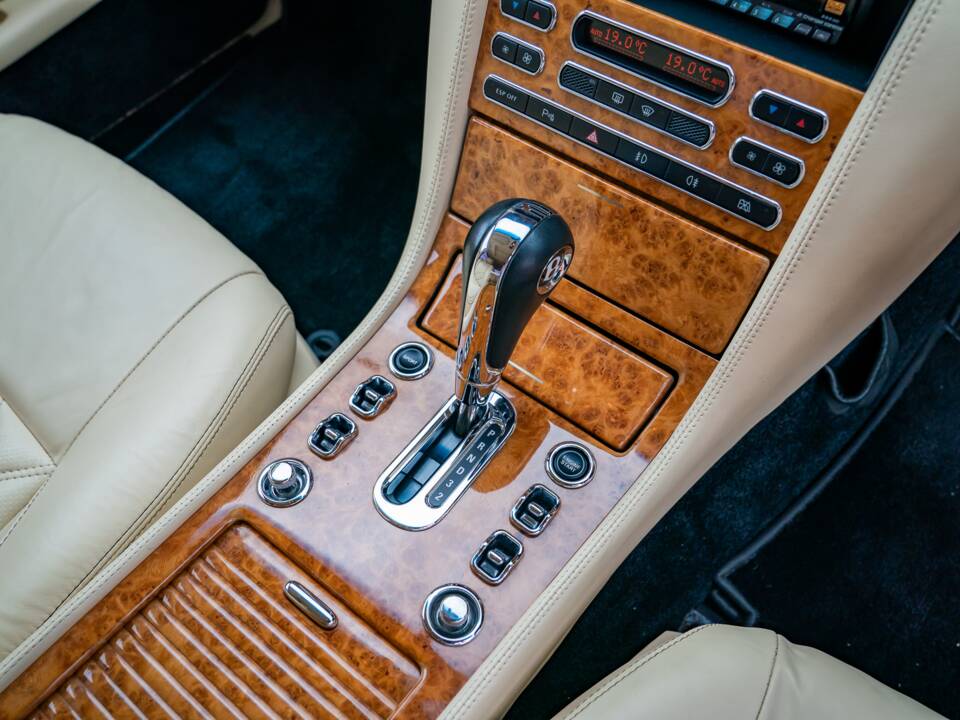 Imagen 31/41 de Bentley Arnage T (2005)