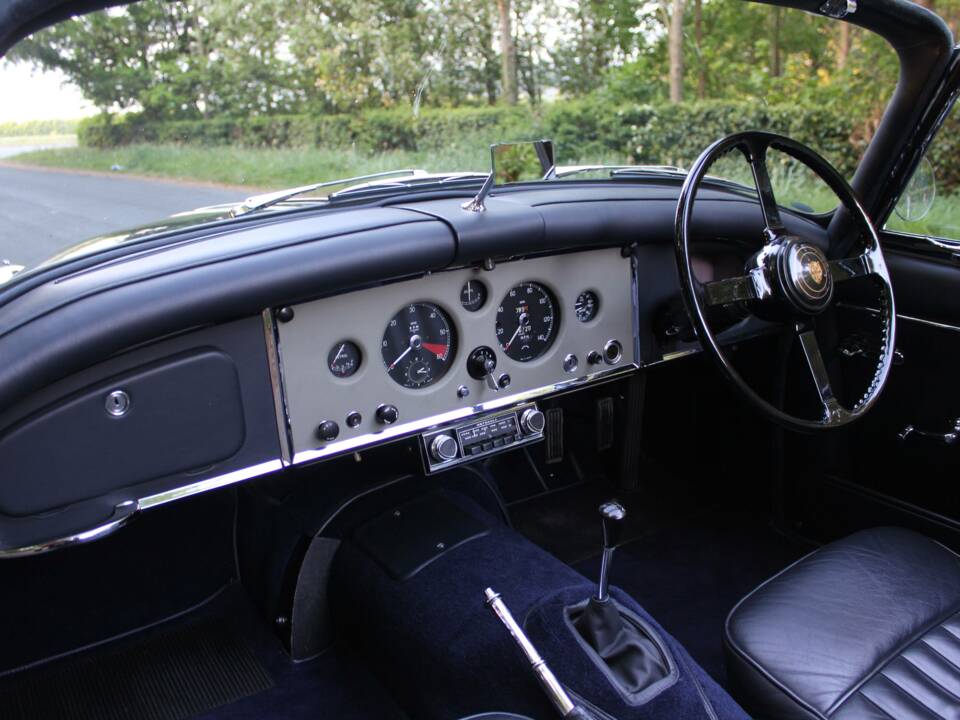 Image 11/18 of Jaguar XK 150 3.8 S DHC (1960)
