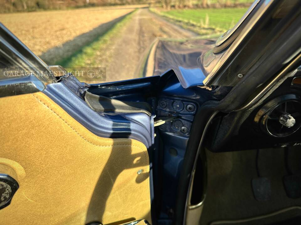 Afbeelding 45/99 van Alfa Romeo 2000 GT Veloce (1973)