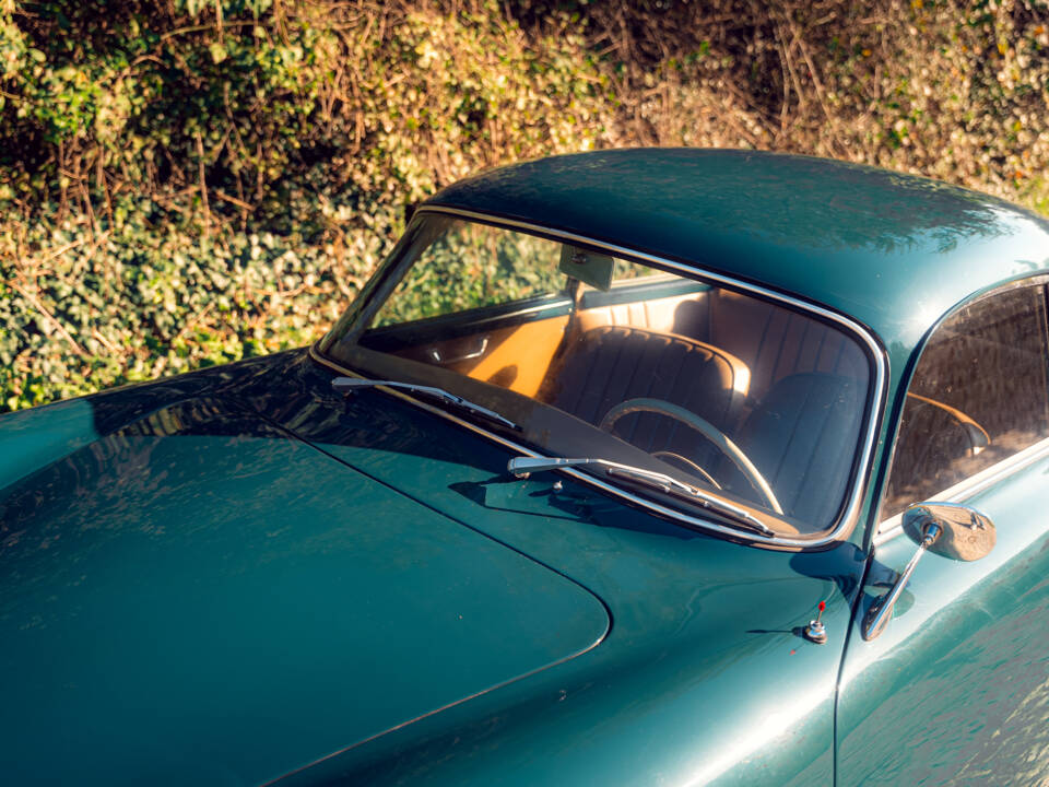 Image 9/80 of Porsche 356 A 1600 (1958)