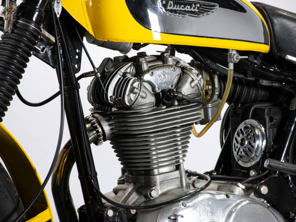 Image 11/32 of Ducati 350 Scrambler (1971)