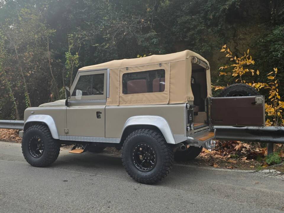 Afbeelding 3/21 van Land Rover Defender 90 (1997)