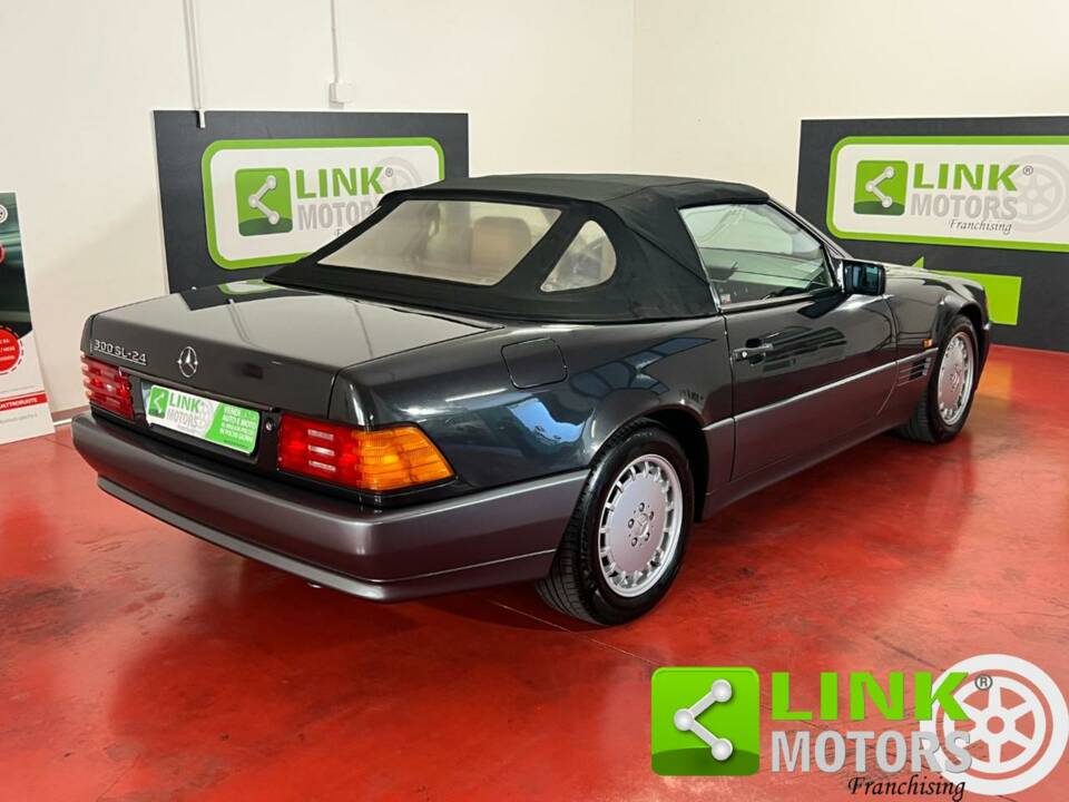 Image 6/10 de Mercedes-Benz 300 SL-24 (1992)