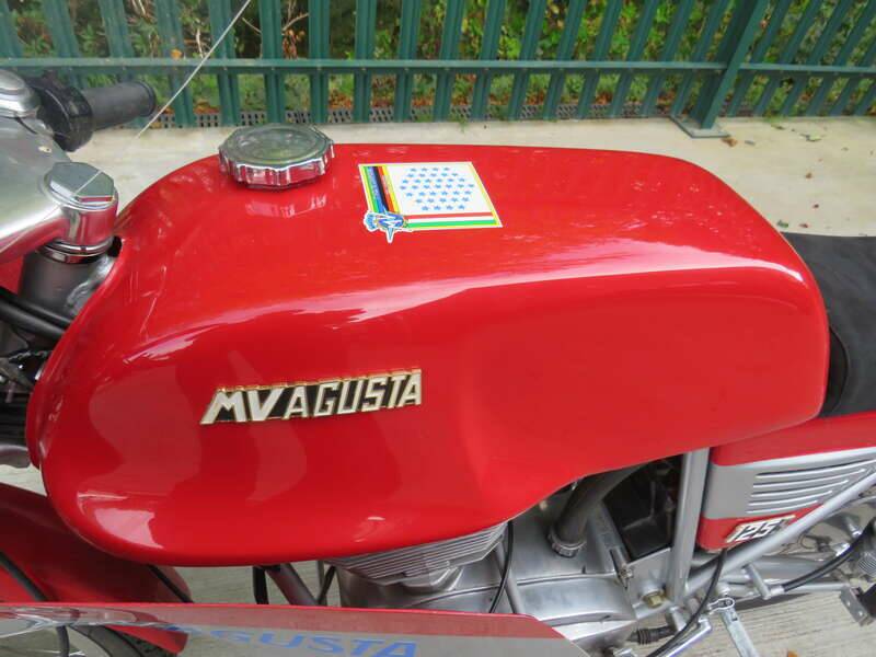 Bild 19/45 von MV Agusta 125 Sport (1976)