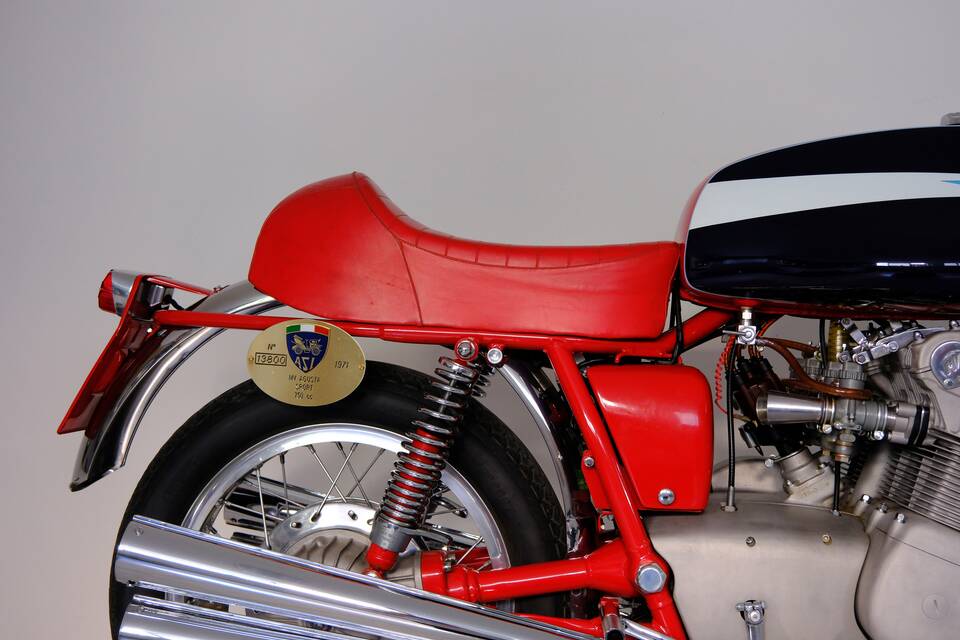 Image 12/99 of MV Agusta 750 Sport (1971)