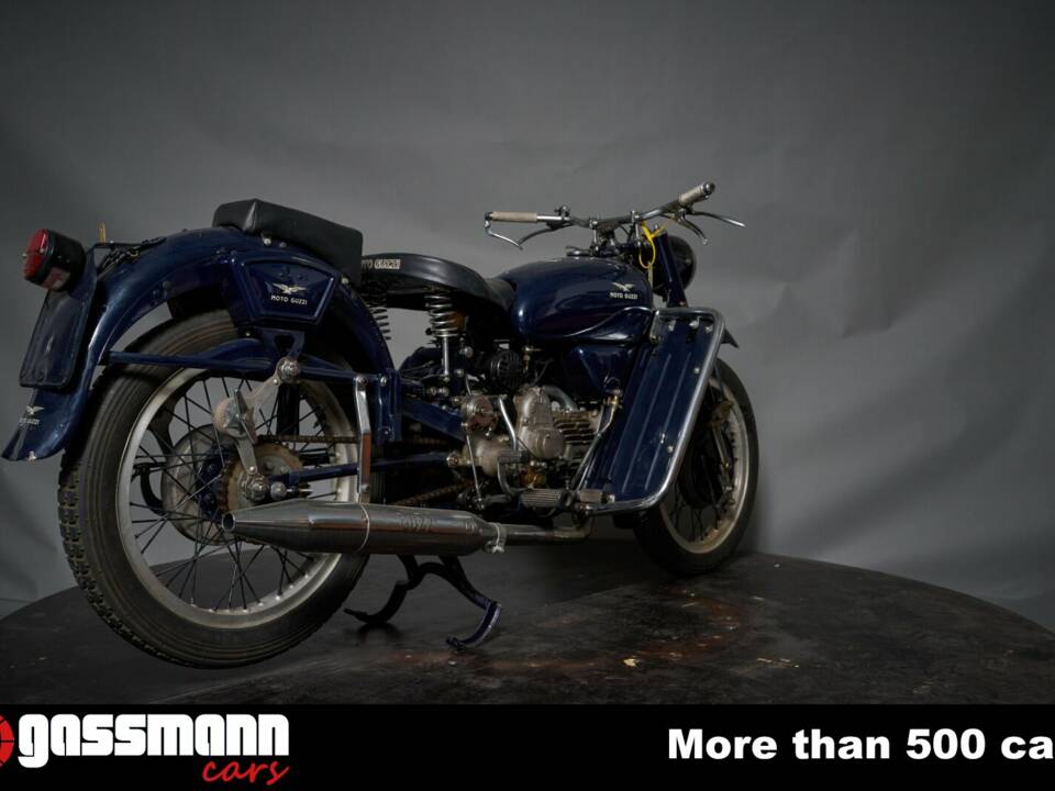 Image 2/10 of Moto Guzzi DUMMY (1960)