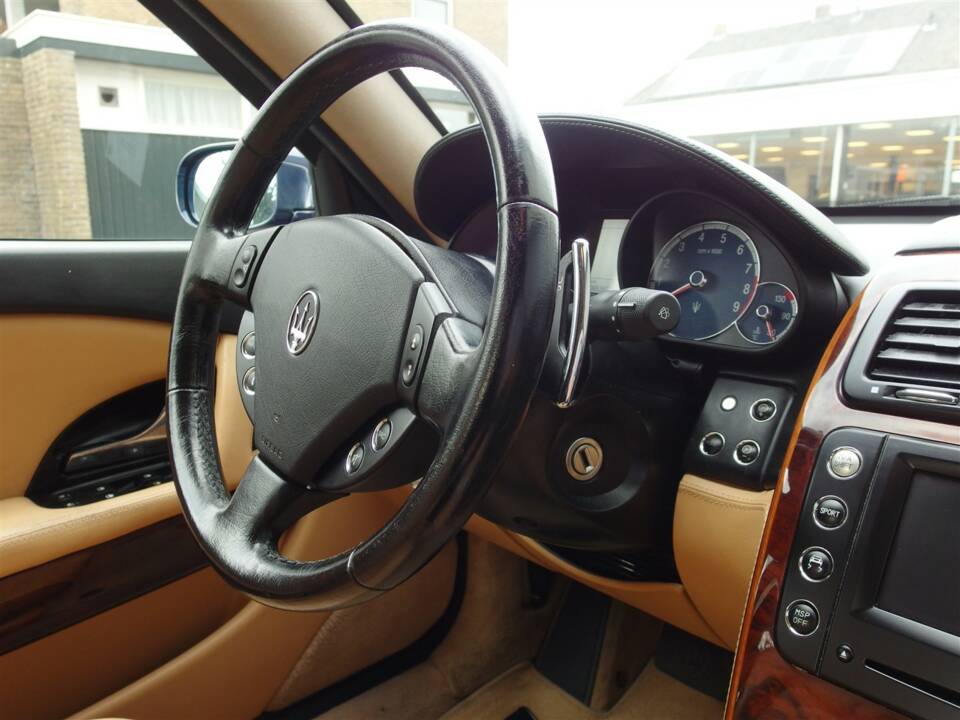 Imagen 30/49 de Maserati Quattroporte 4.2 (2005)