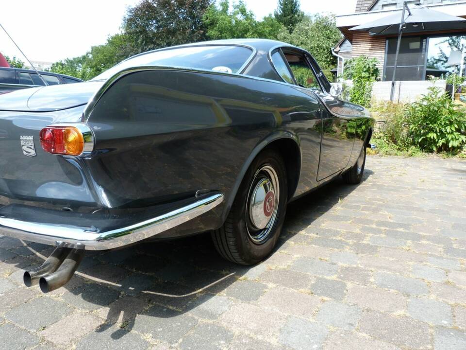 Image 4/8 of Volvo 1800 S (1964)