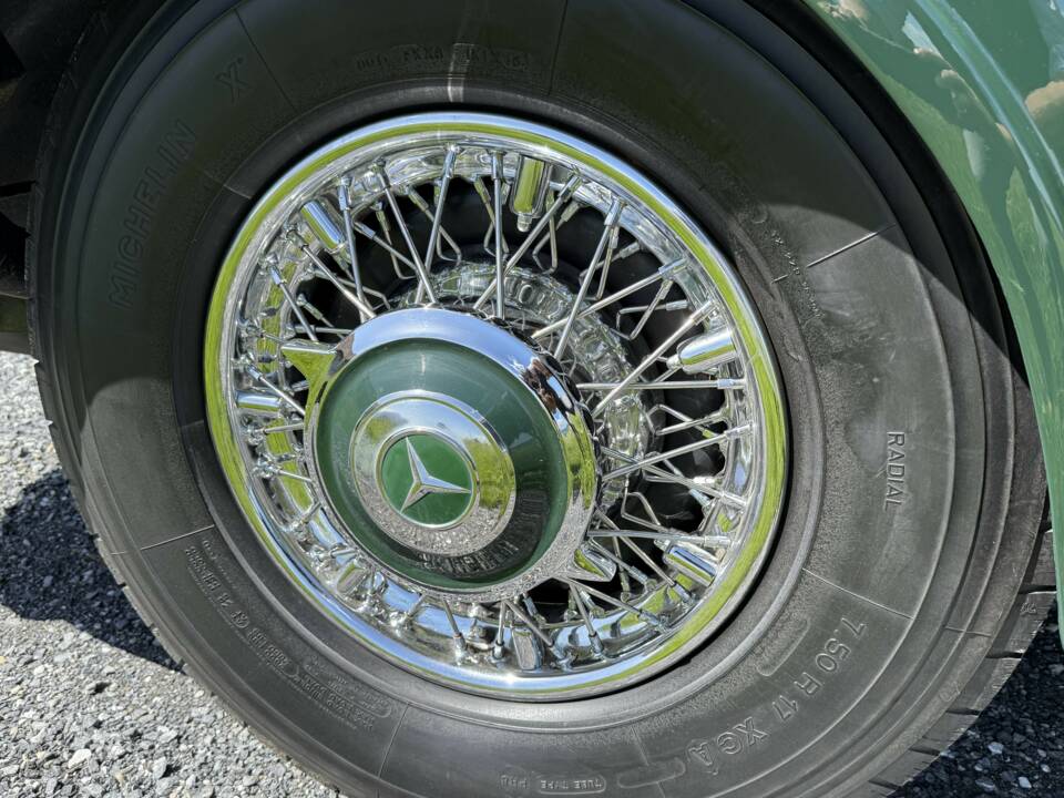 Bild 13/45 von Mercedes-Benz 540 K Cabriolet A (1937)
