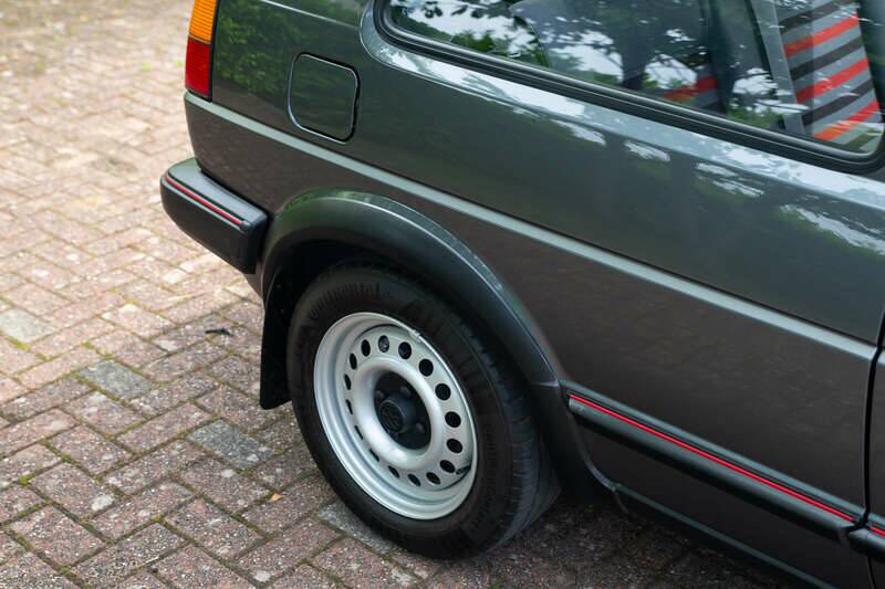 Bild 29/50 von Volkswagen Golf II GTi 1.8 (1986)