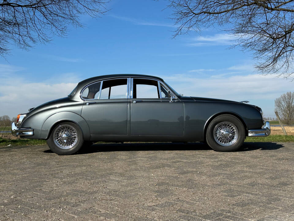 Immagine 2/5 di Jaguar Mk II 2.4 (1962)