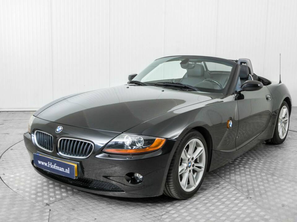 Bild 19/50 von BMW Z4 2.5i (2004)