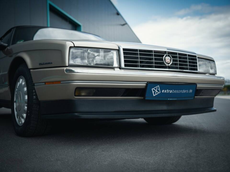 Bild 4/15 von Cadillac Allanté (1993)