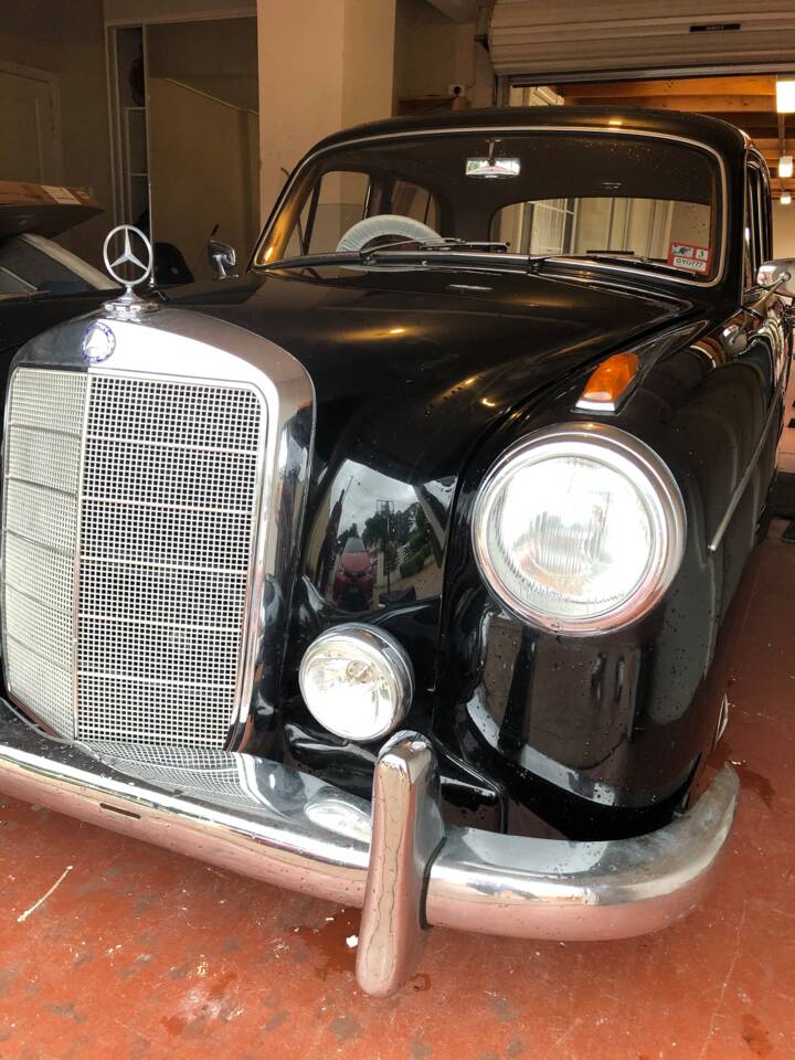 Bild 2/14 von Mercedes-Benz 220 S (1958)