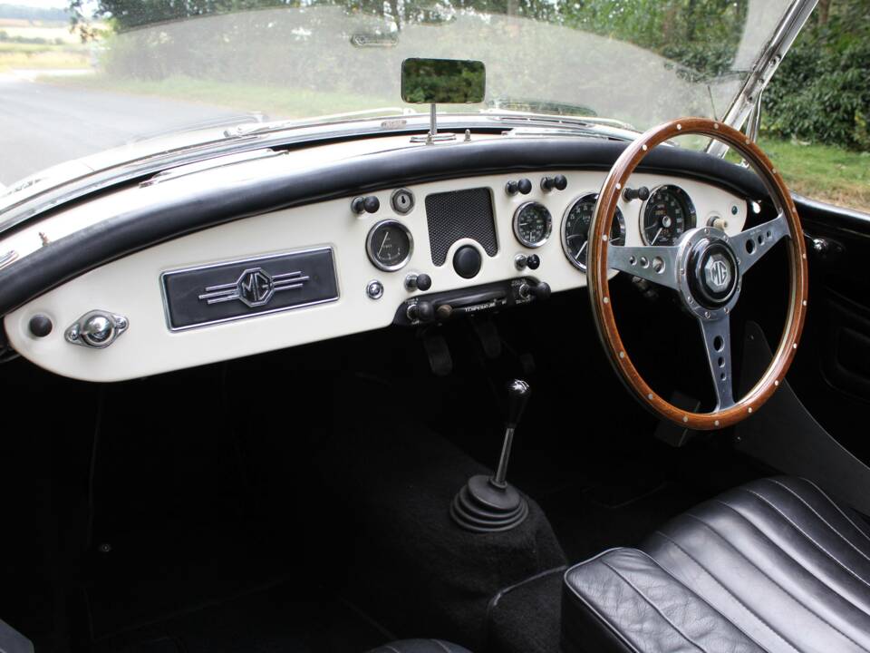 Afbeelding 10/15 van MG MGA 1500 (1958)