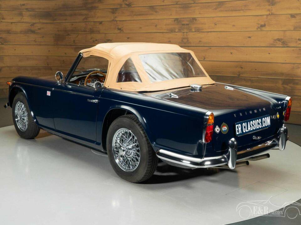 Afbeelding 14/19 van Triumph TR 4A (1967)