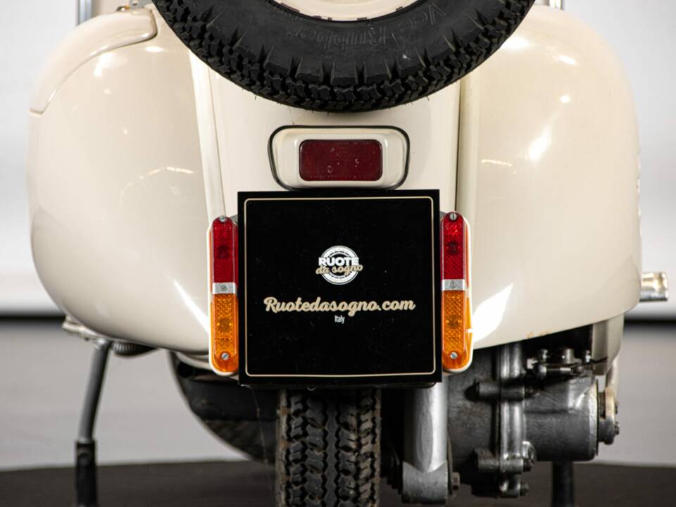 Bild 10/50 von Piaggio Vespa 150 "Struzzo" VL (1955)