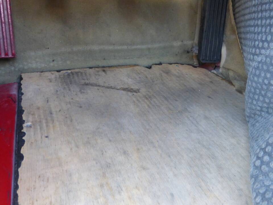 Image 52/174 of Jaguar XK 150 3.4 S OTS (1958)