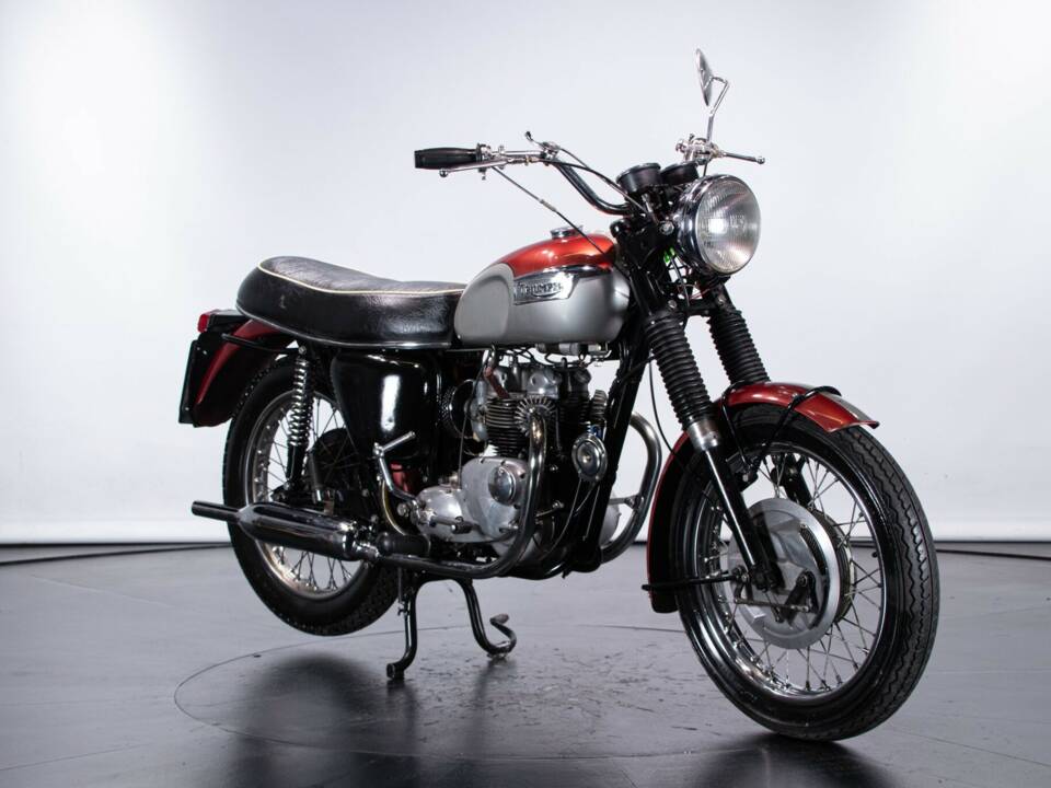 Image 5/50 of Triumph T 100 Daytona (1969)