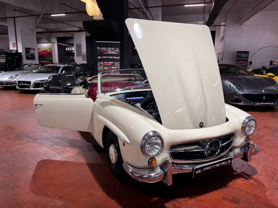 Image 54/58 of Mercedes-Benz 190 SL (1955)