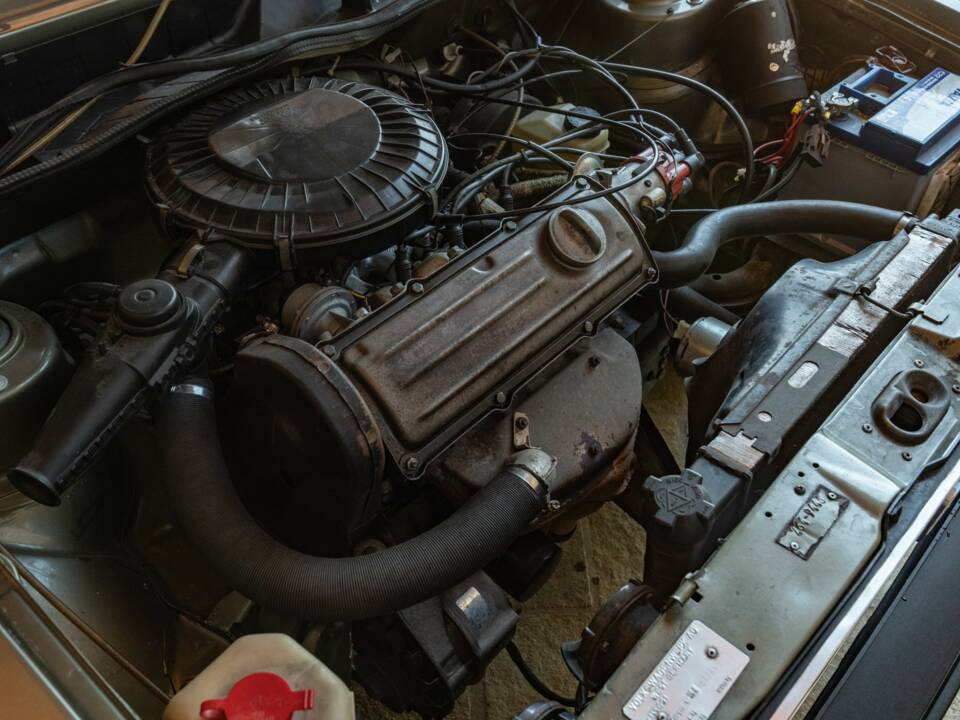 Imagen 50/50 de Volkswagen Golf Mk I Convertible 1.1 (1980)