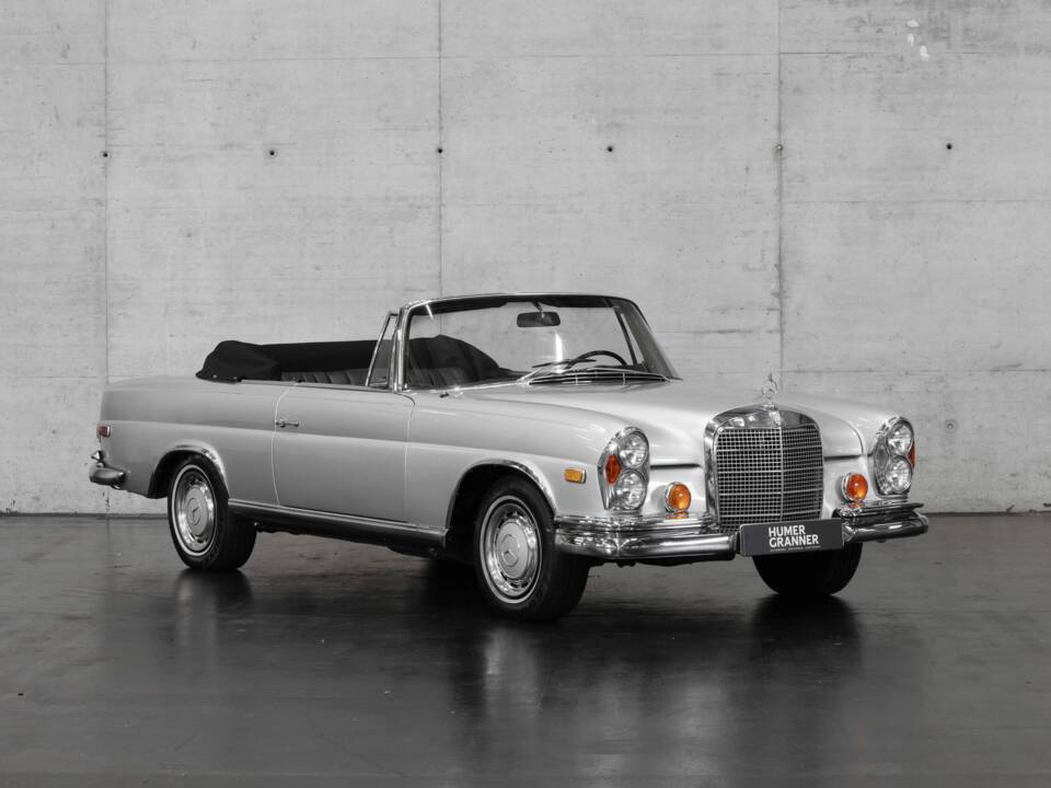 Image 5/48 of Mercedes-Benz 280 SE (1969)