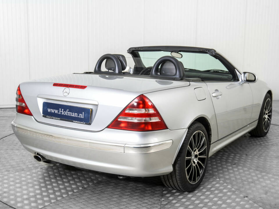 Bild 27/50 von Mercedes-Benz SLK 320 (2000)