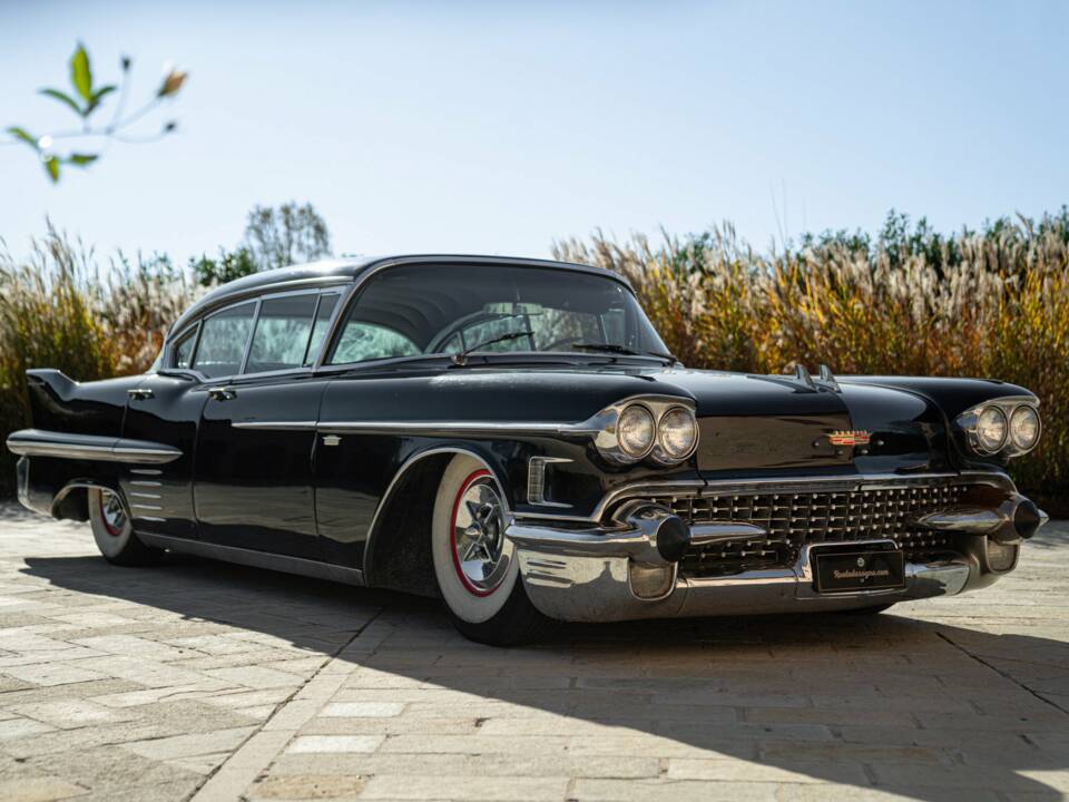 Bild 9/50 von Cadillac 60 Special Fleetwood (1958)