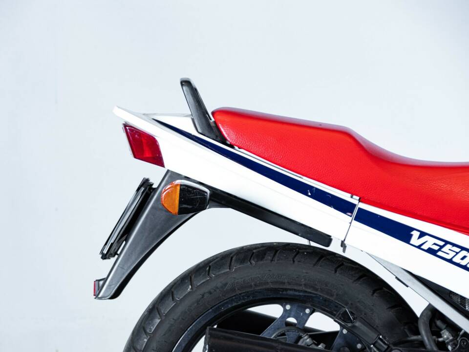 Immagine 9/50 di Honda VF 500 F (1986)