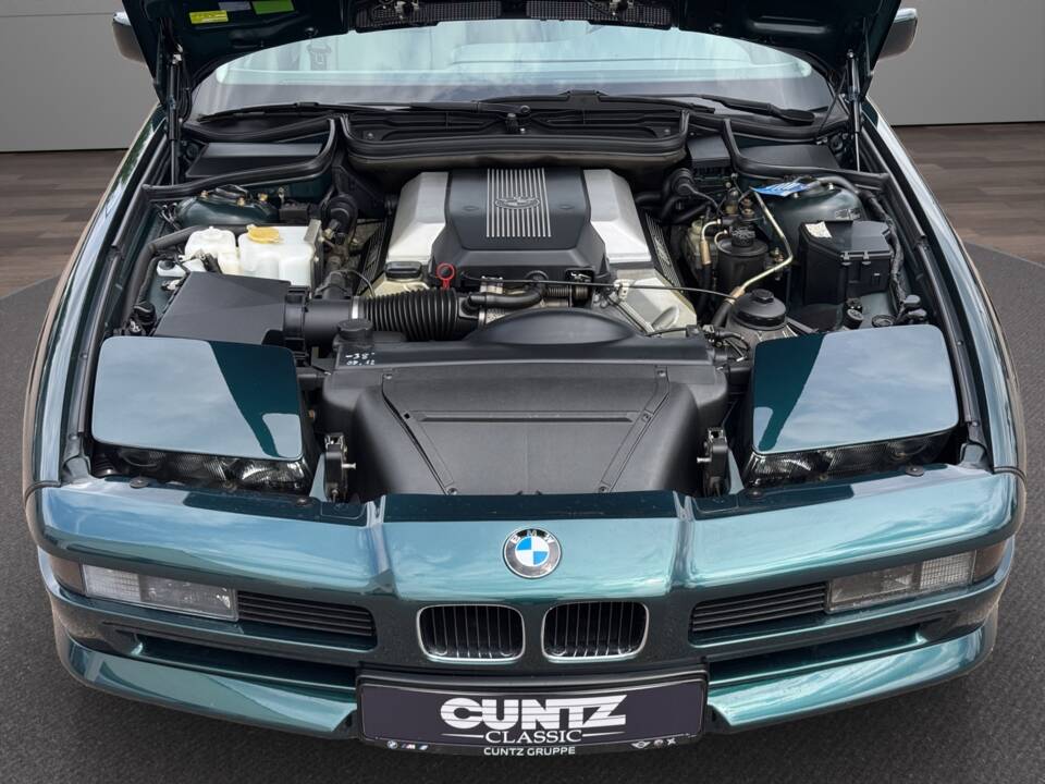 Image 21/27 of BMW 840Ci (1994)