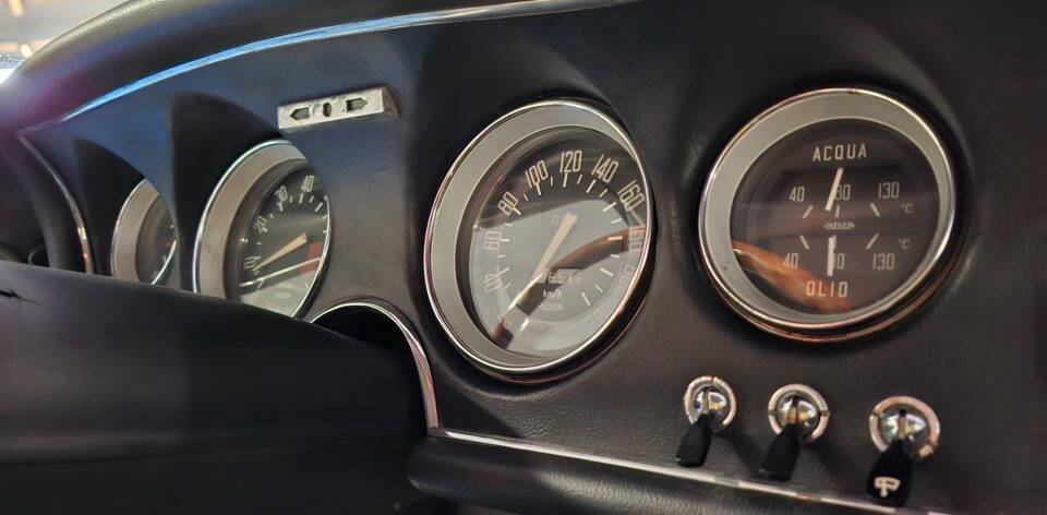 Bild 17/31 von Alfa Romeo Giulia Sprint GTA (1967)
