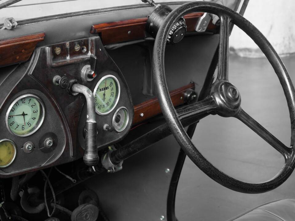 Bild 40/48 von DKW Front Luxus Sport (1937)