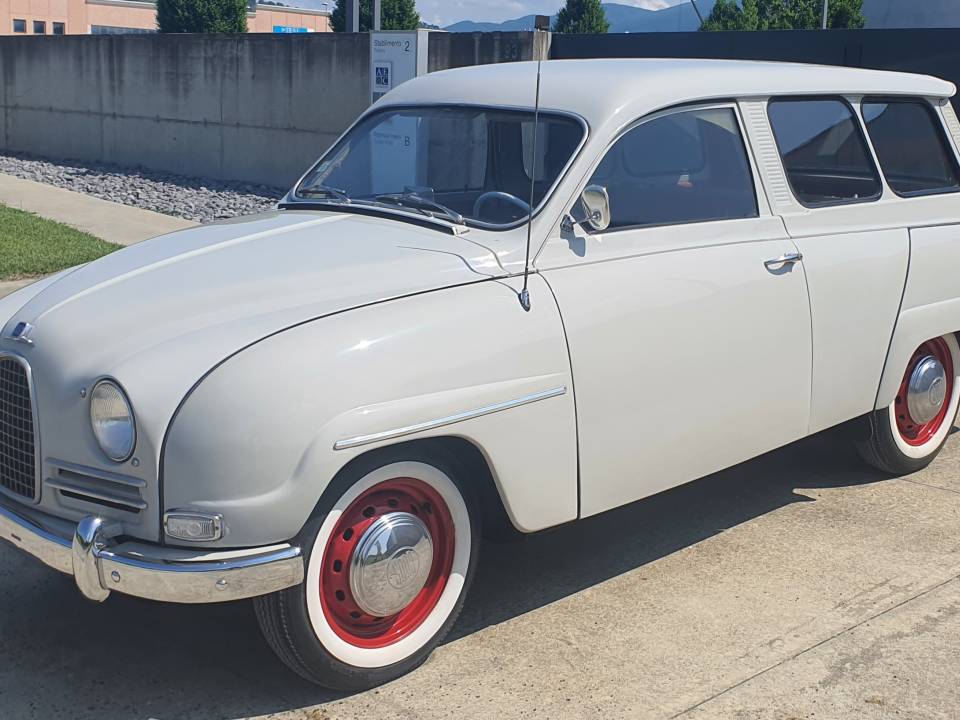 Immagine 9/28 di Saab 95 (1962)