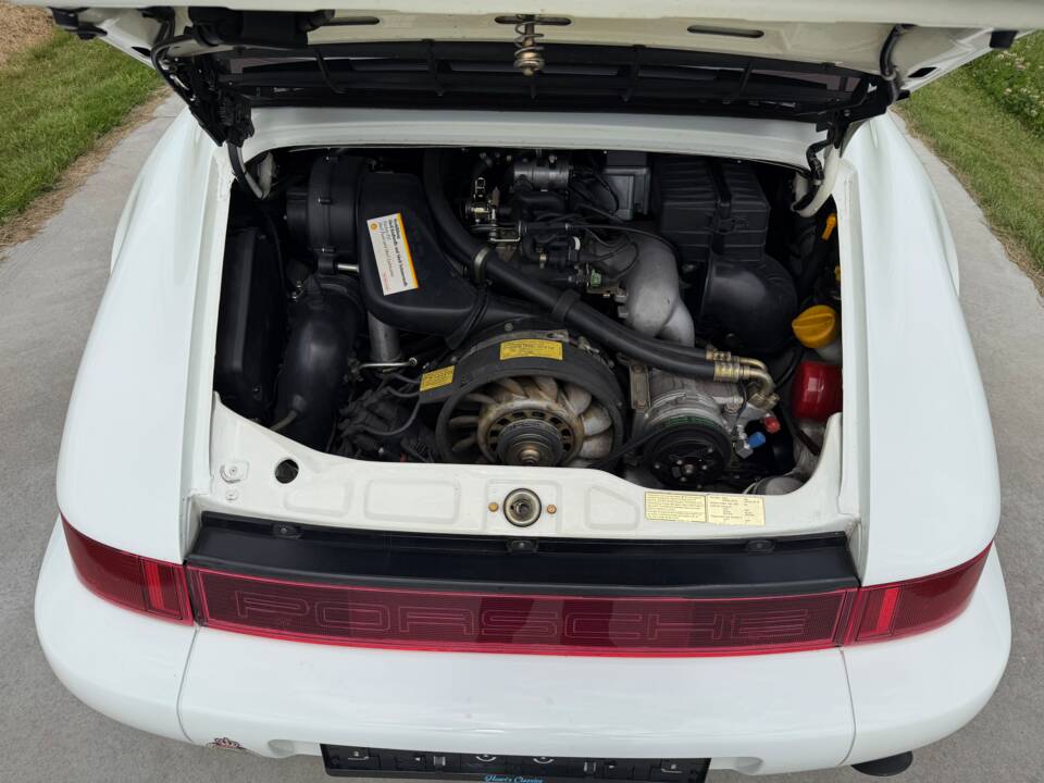 Image 54/62 of Porsche 911 Carrera 2 (1990)