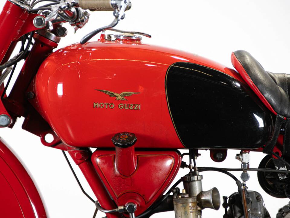 Immagine 22/50 di Moto Guzzi Falcone Turismo (1960)