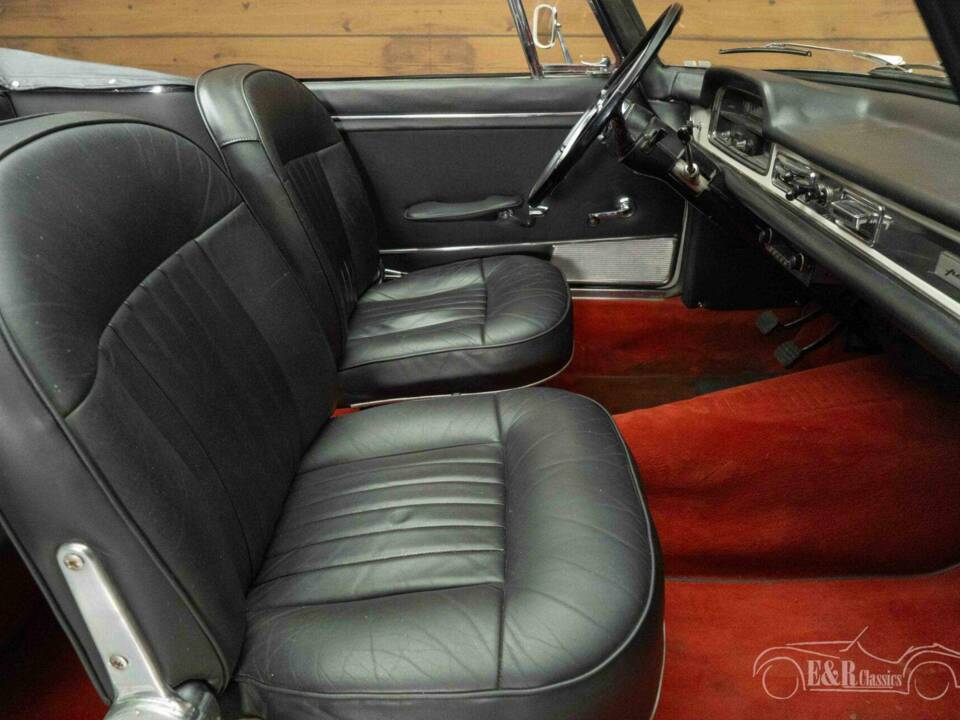 Bild 15/19 von Peugeot 404 Cabriolet (1966)