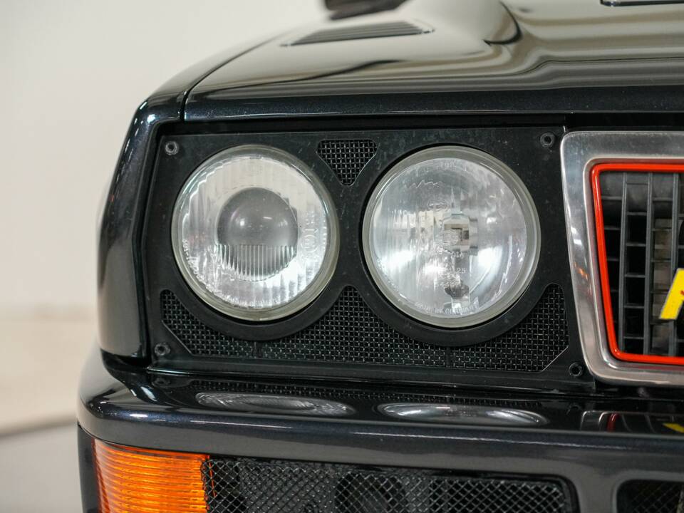 Bild 20/48 von Lancia Delta HF Integrale Evoluzione I (1992)