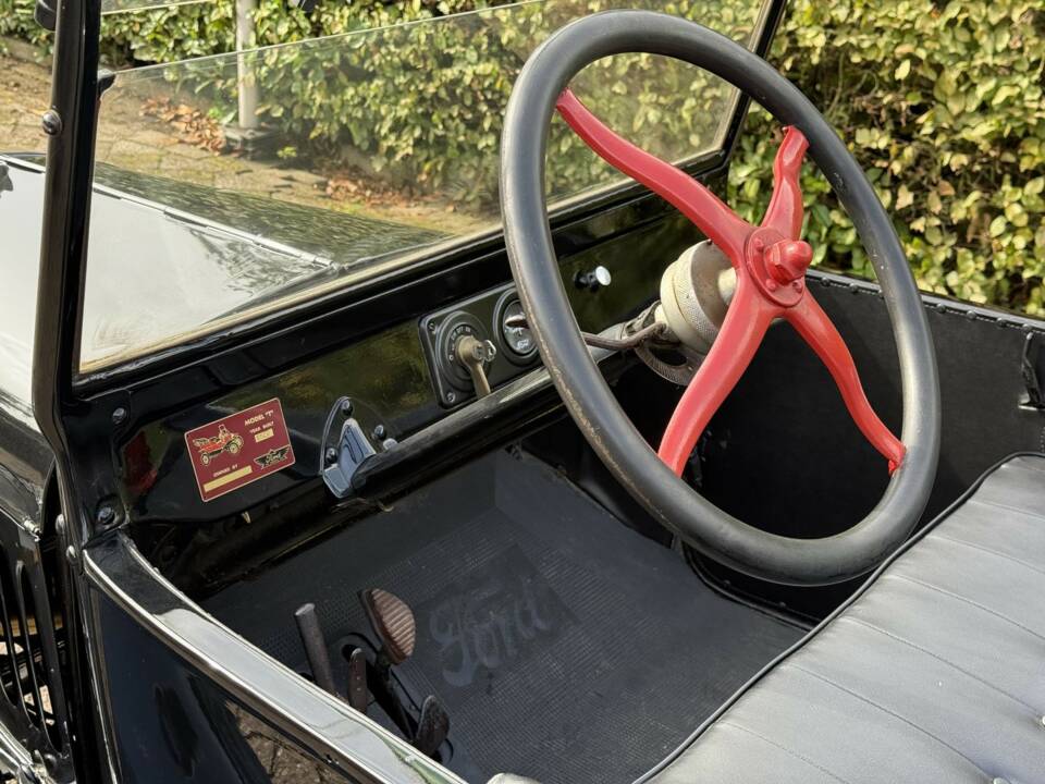 Afbeelding 9/13 van Ford Modell T Touring (1925)