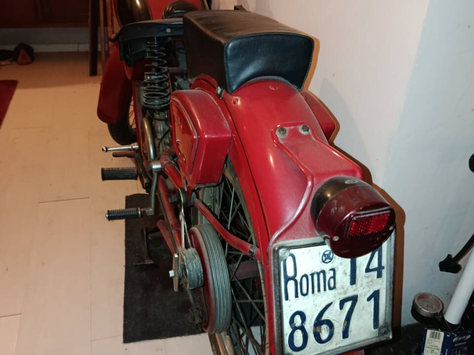 Image 46/46 of Moto Guzzi DUMMY (1955)