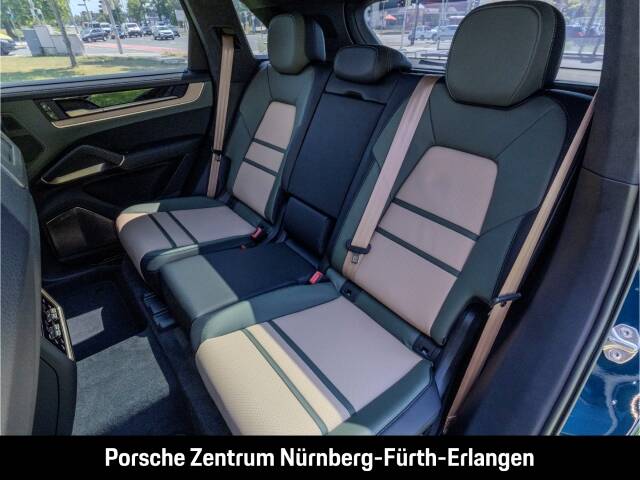 Immagine 20/50 di Porsche Cayenne Turbo E-Hybrid (1900)