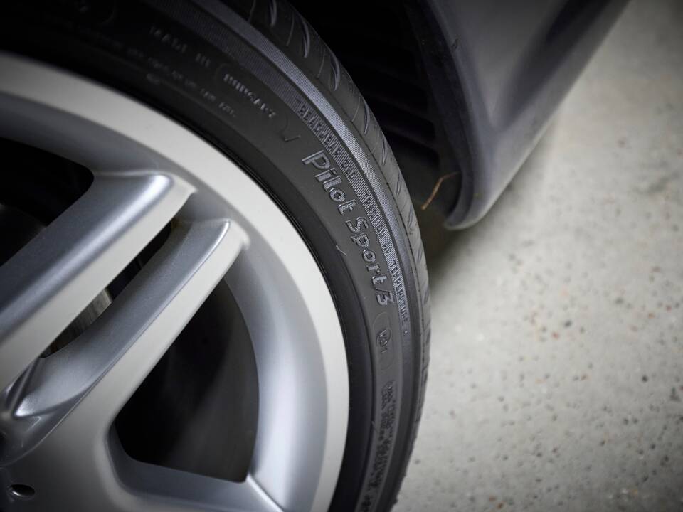 Image 38/99 de Mercedes-Benz SL 550 (2007)