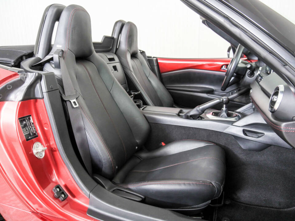 Image 37/50 of Mazda MX-5 2.0 (2018)
