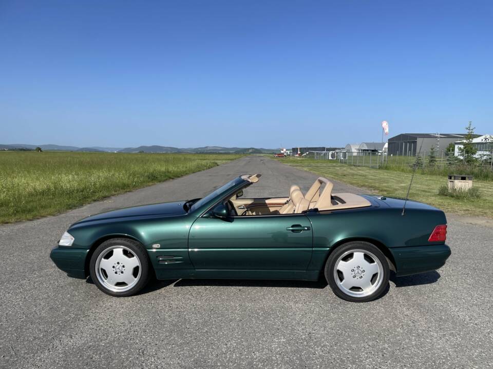 Image 3/39 de Mercedes-Benz SL 320 (1999)