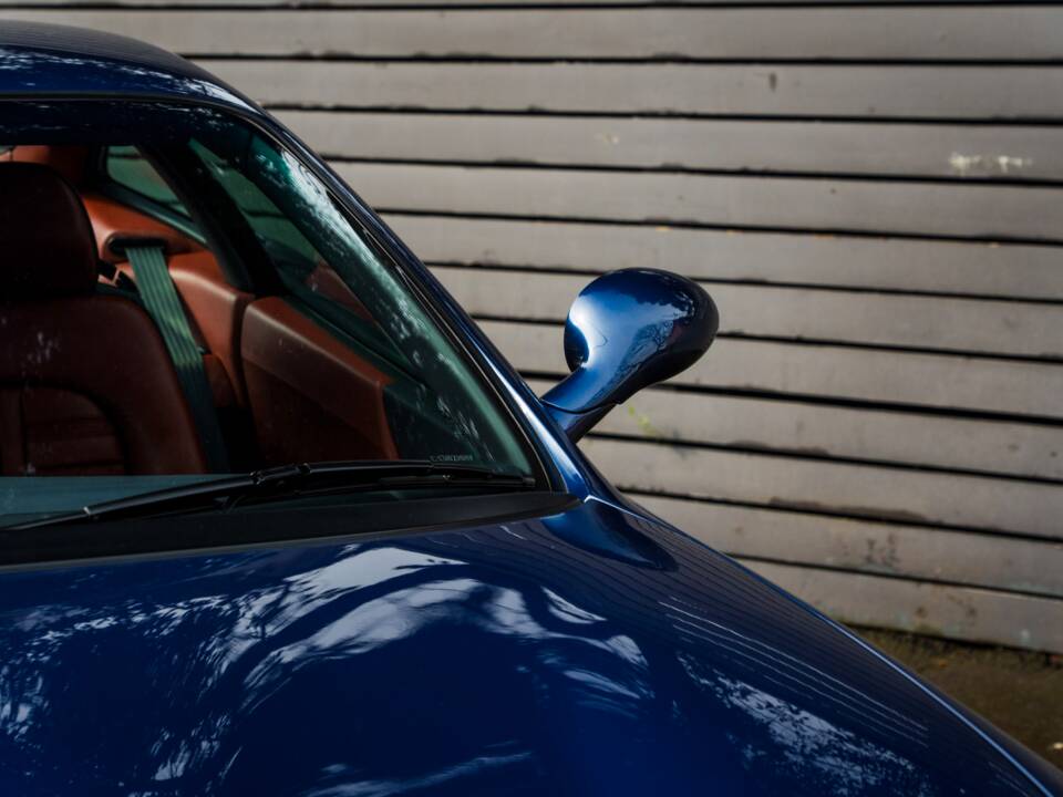 Bild 61/66 von Ferrari 550 Maranello (2000)